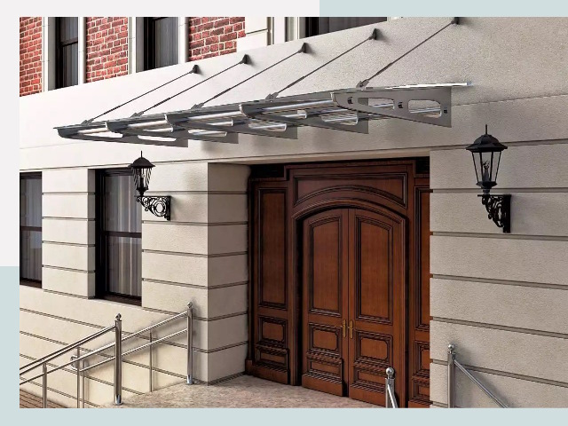 Металлические козырьки от 617 руб. в Арсеньеве