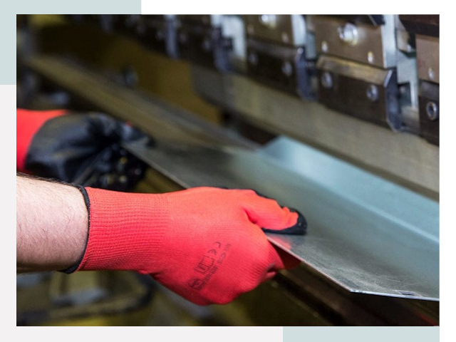 Гибка металла в Арсеньев от 617 руб. - Надёжно и быстро